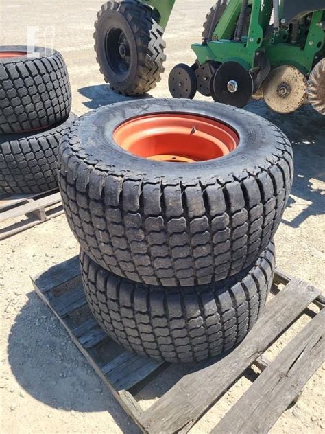 33x15 5 16.5 skid steer tires|33.